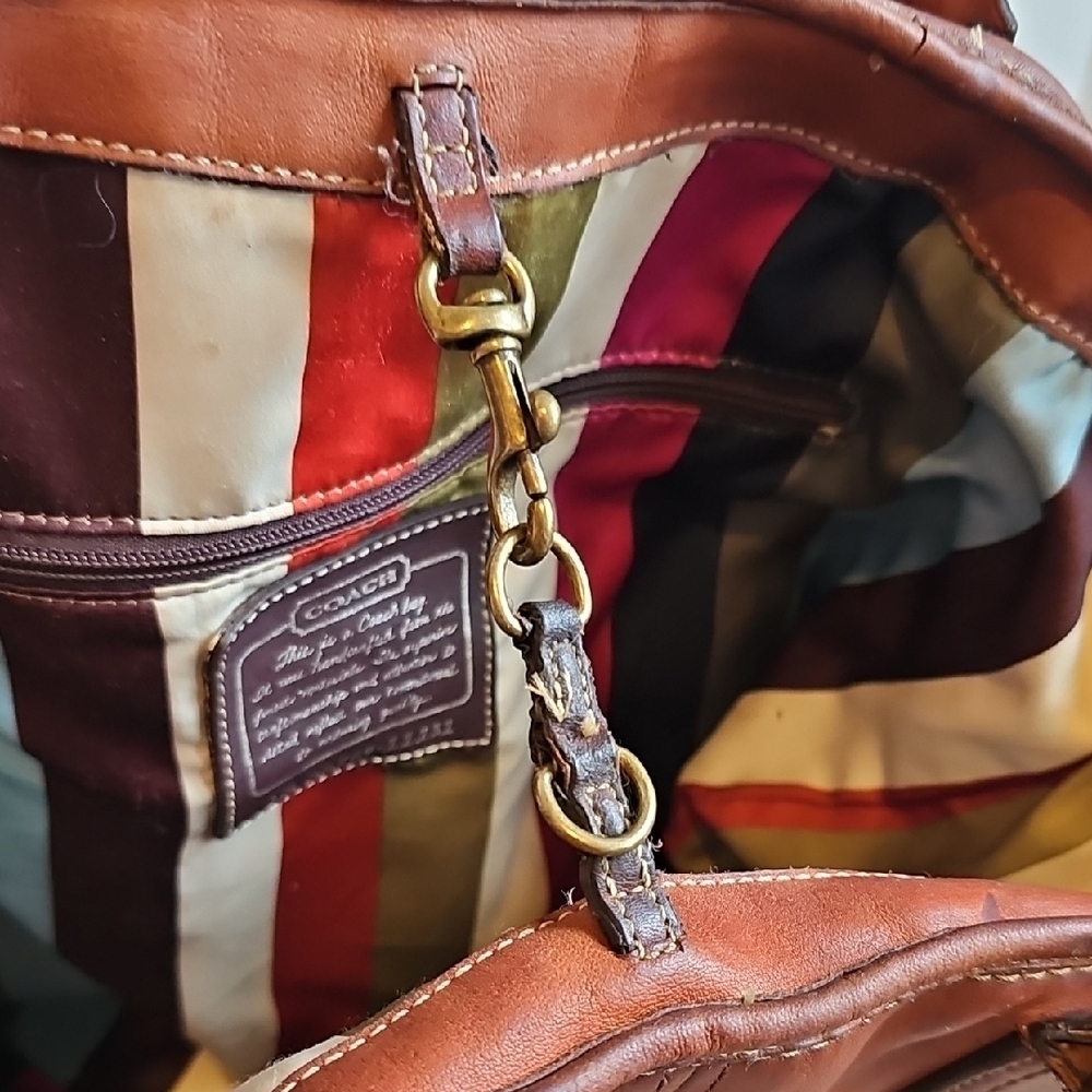 ​RARE 2007 Gigi Coach 65th Anniversary Twin Turnlock Legacy Leather Cognac Tote - Picture 13 of 15